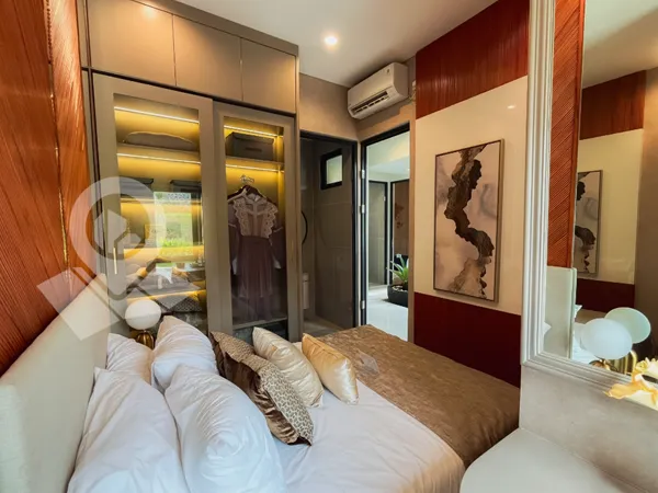 Corvina Residence - Forest Green Bathroom