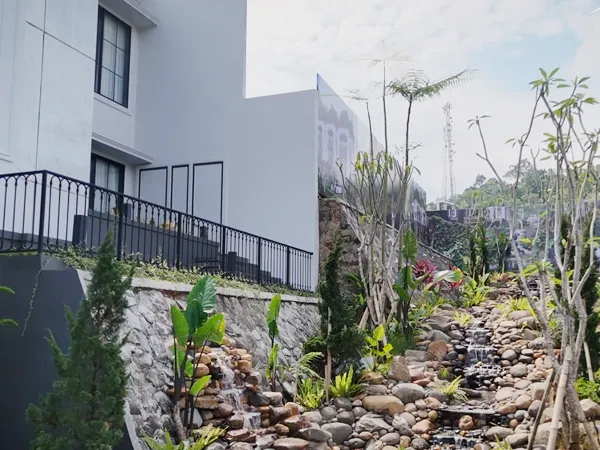 Montegard - Beauty Beyond The Heights 9